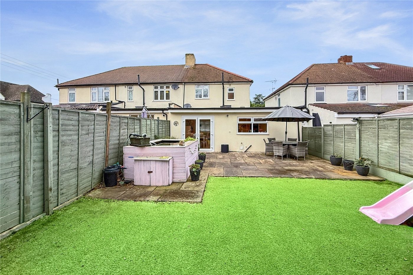 4 bedroom house for sale in Hextable | Robinson Jackson