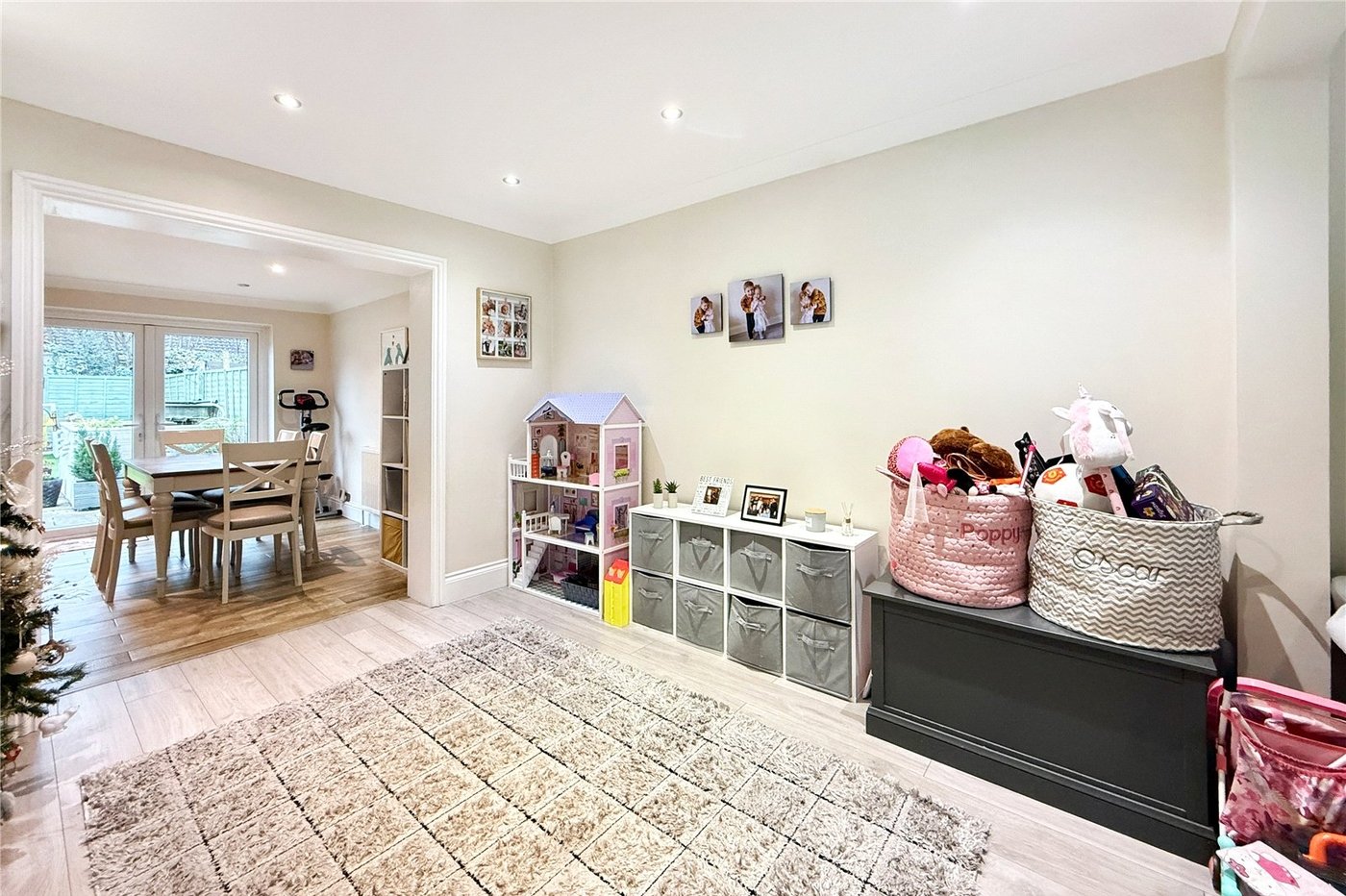 4 bedroom house for sale in Hextable | Robinson Jackson