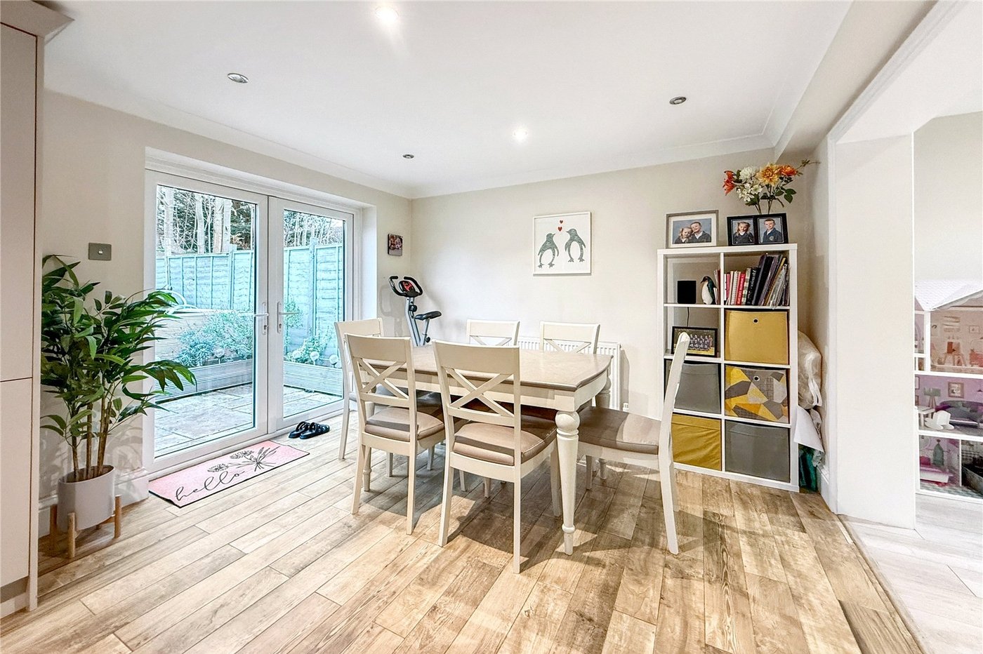 4 bedroom house for sale in Hextable | Robinson Jackson