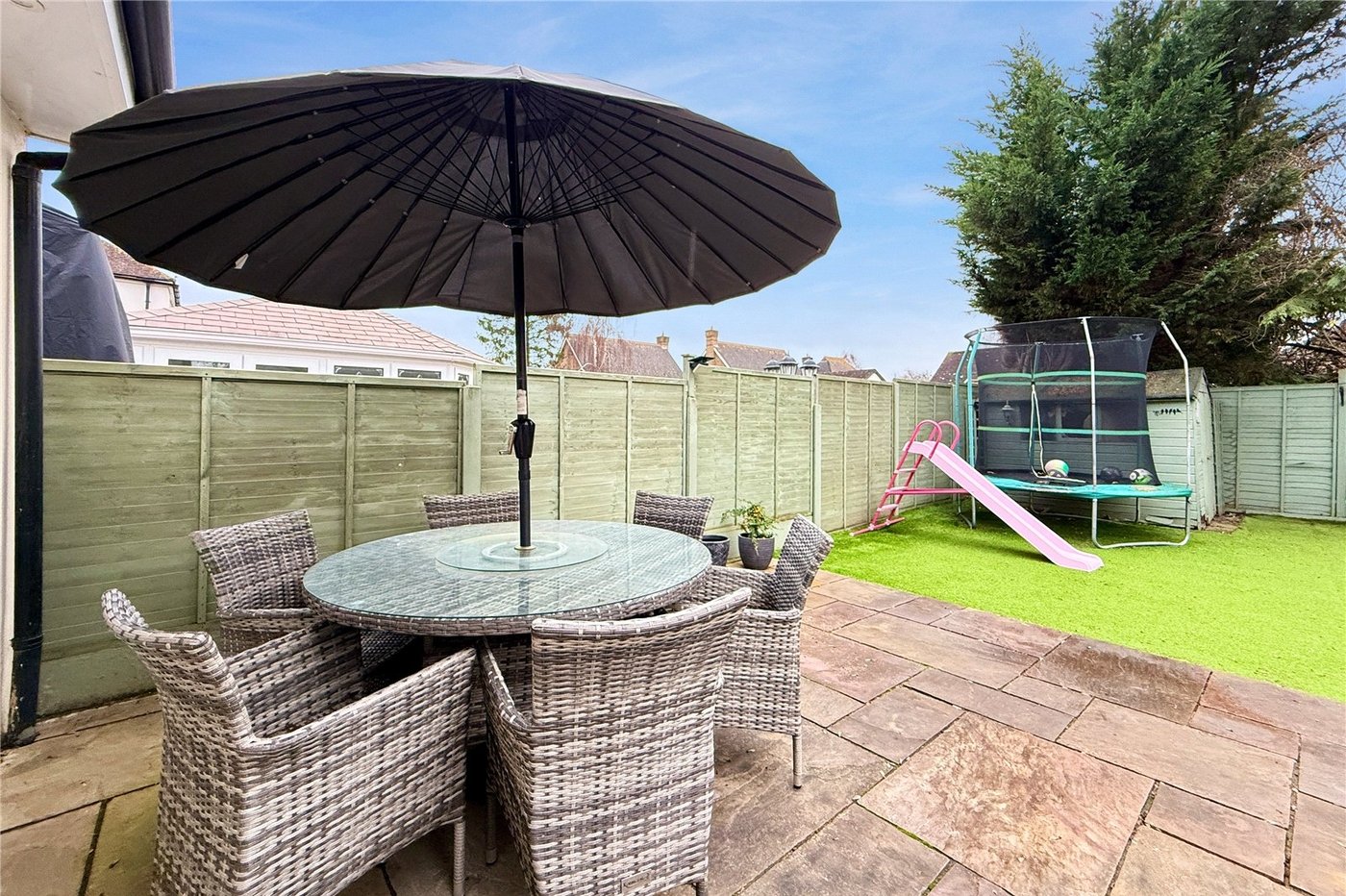 4 bedroom house for sale in Hextable | Robinson Jackson