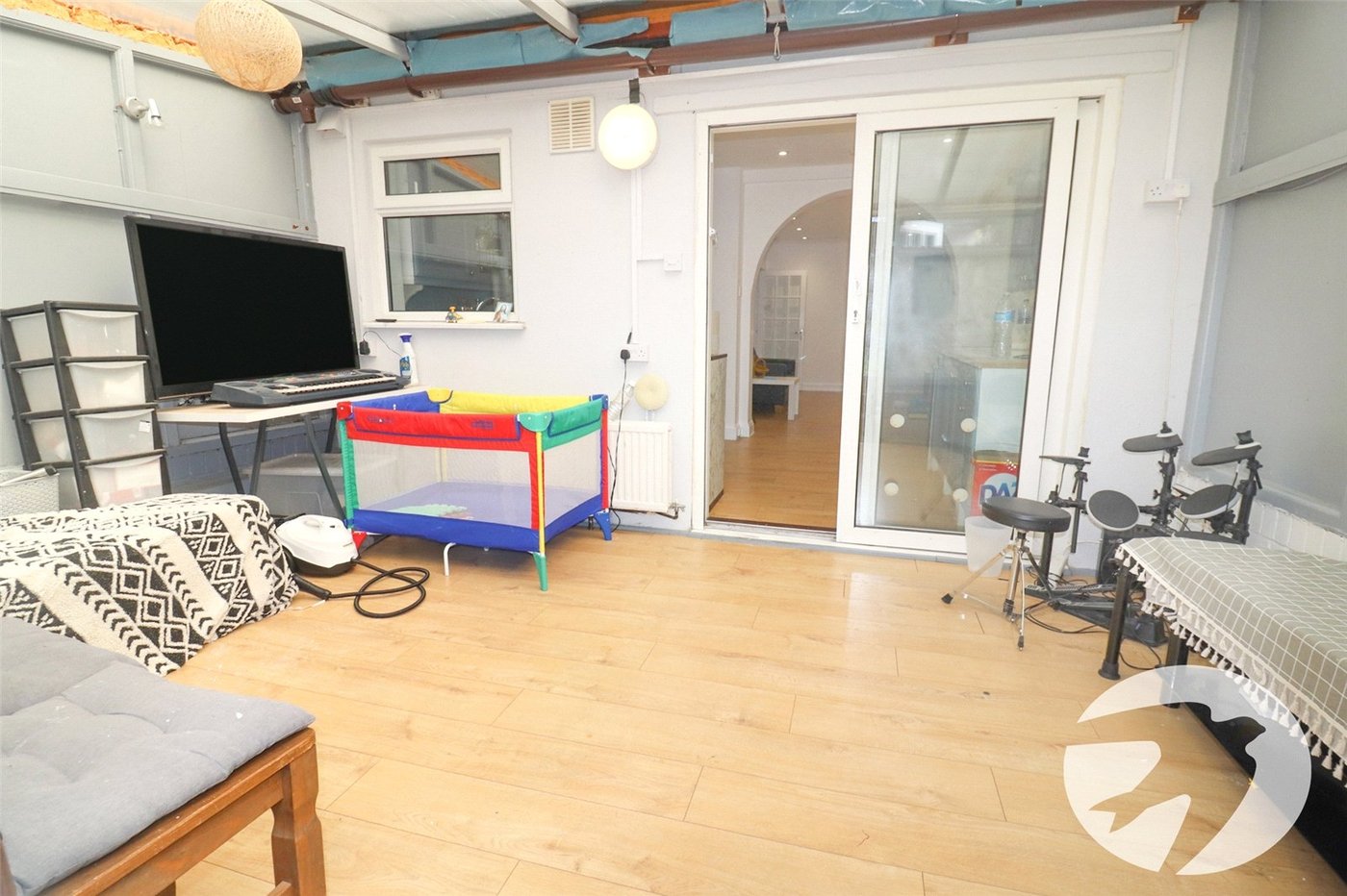 3 bedroom house for sale in Northumberland Heath | Robinson Jackson