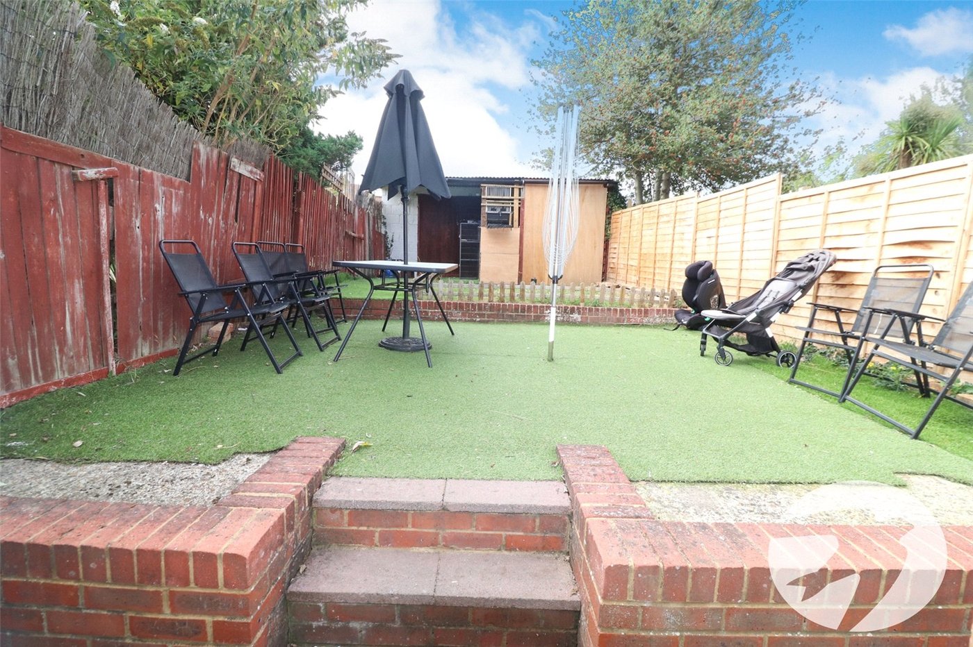 3 bedroom house for sale in Northumberland Heath | Robinson Jackson