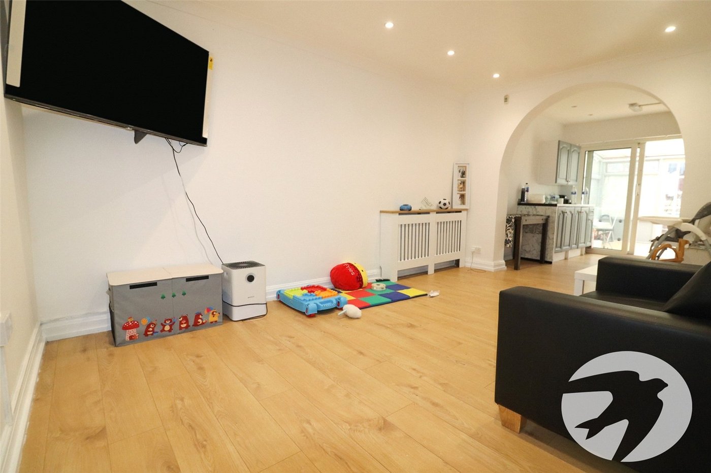 3 bedroom house for sale in Northumberland Heath | Robinson Jackson