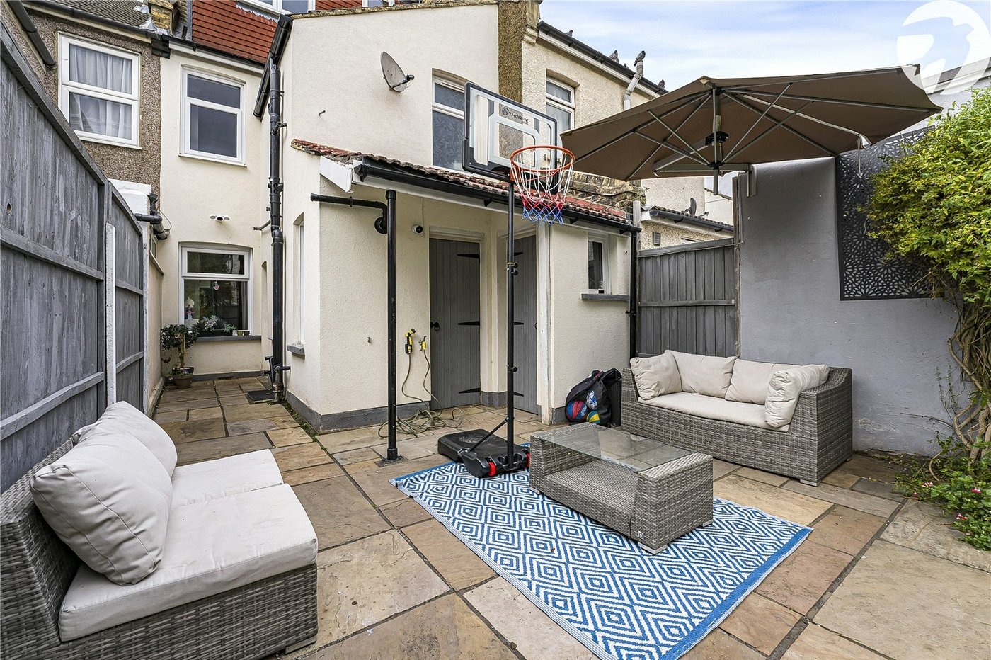 3 bedroom house for sale in Dartford | Robinson Jackson