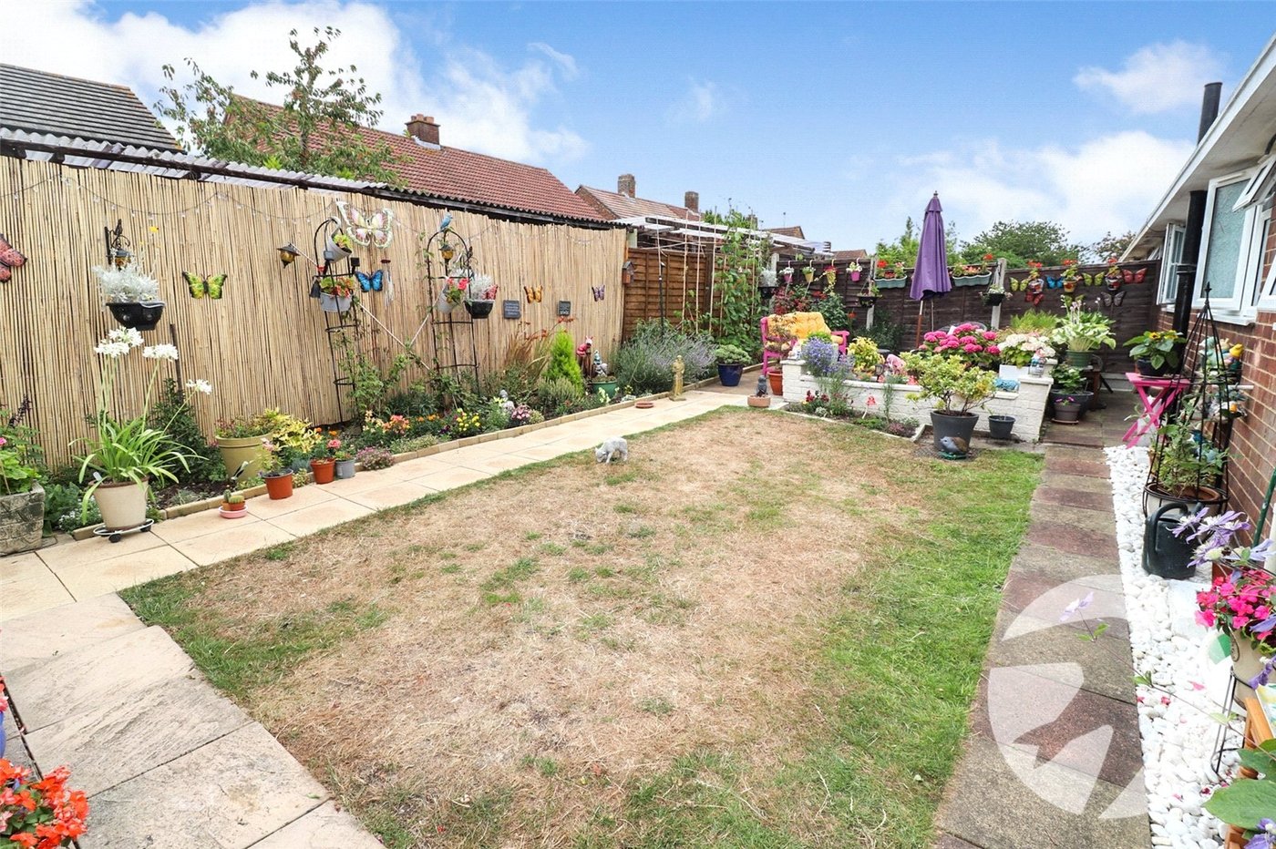 2 bedroom bungalow for sale in Erith | Robinson Jackson