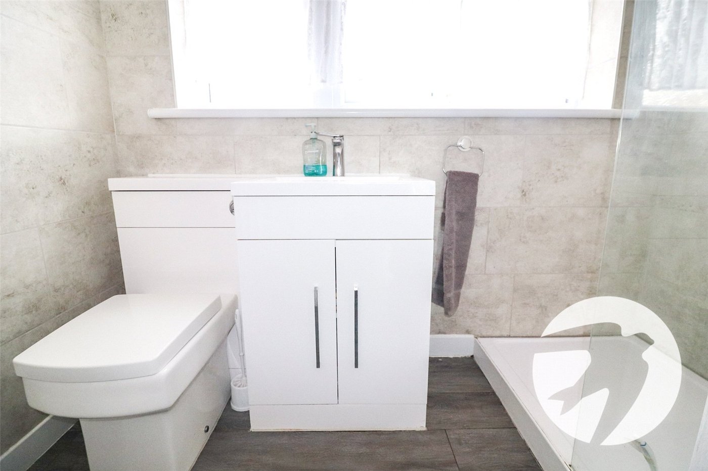 2 bedroom bungalow for sale in Erith | Robinson Jackson