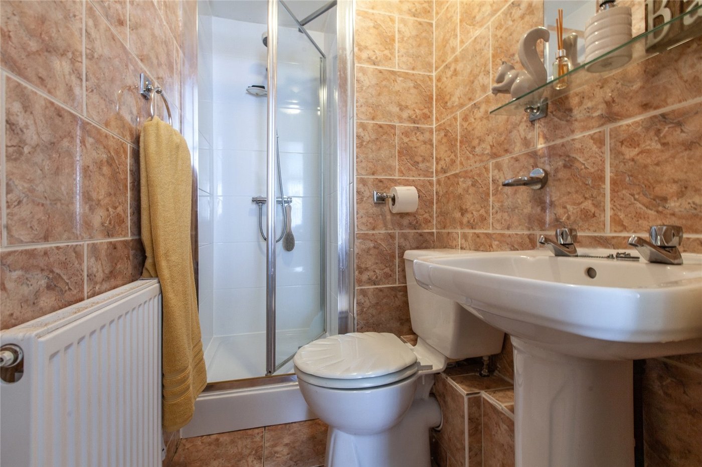 2 bedroom property for sale in Gravesend | Robinson Michael & Jackson