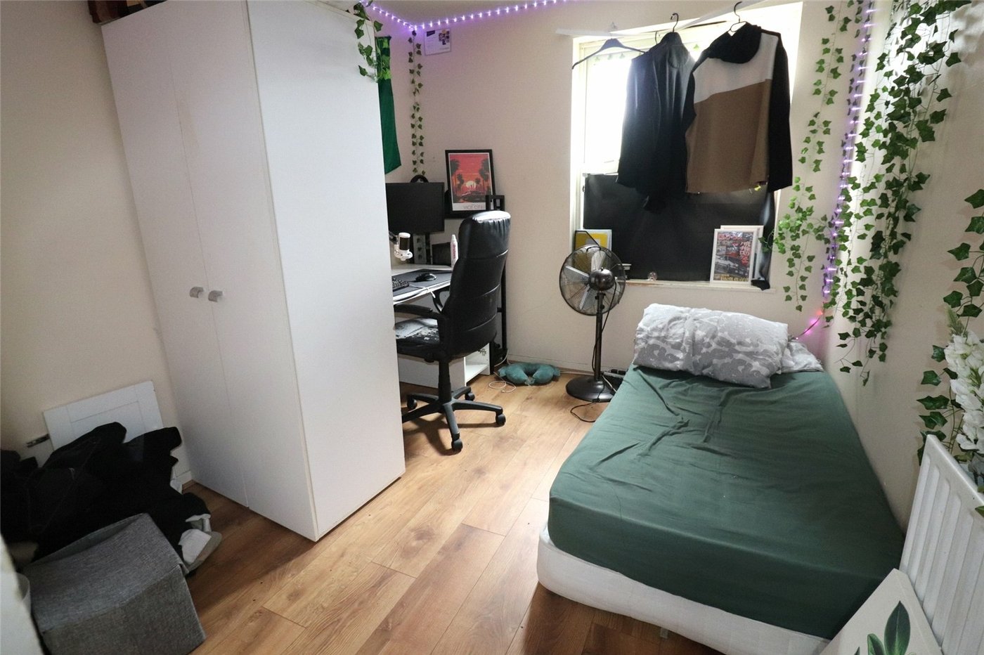 4 bedroom house for sale in Erith | Robinson Jackson