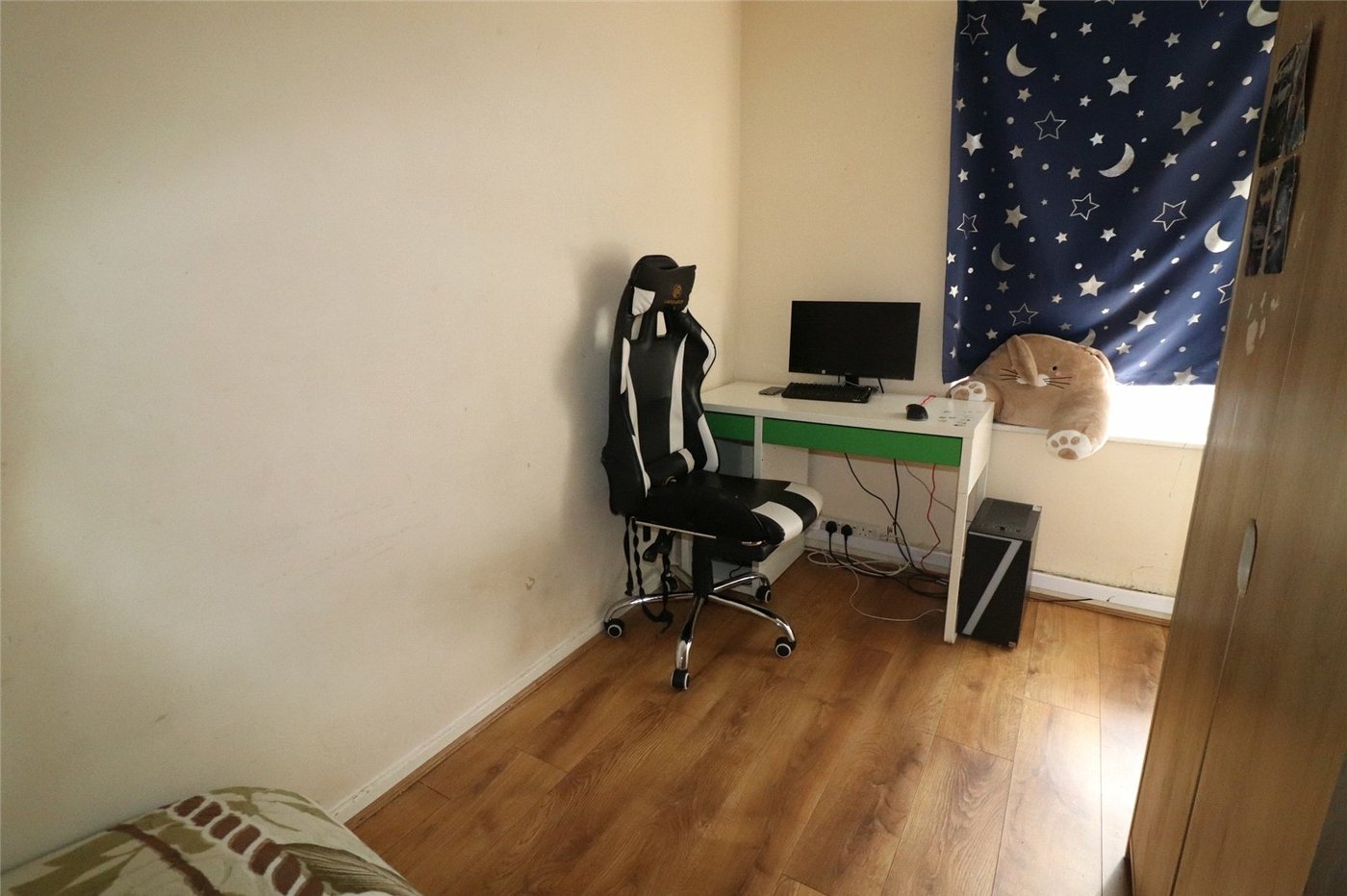 4 bedroom house for sale in Erith | Robinson Jackson