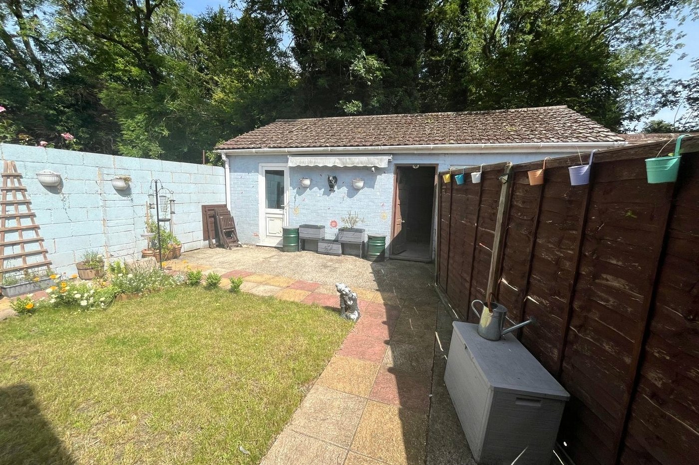 2 bedroom bungalow for sale in Davis Estate | Robinson Michael & Jackson