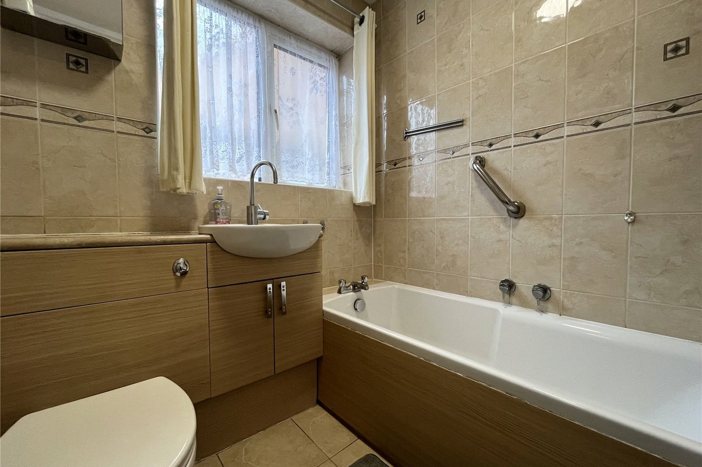 4 bedroom bungalow for sale in Davis Estate | Robinson Michael & Jackson