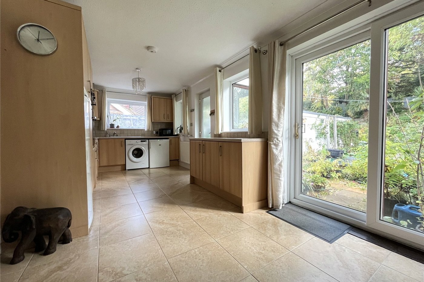 4 bedroom bungalow for sale in Davis Estate | Robinson Michael & Jackson