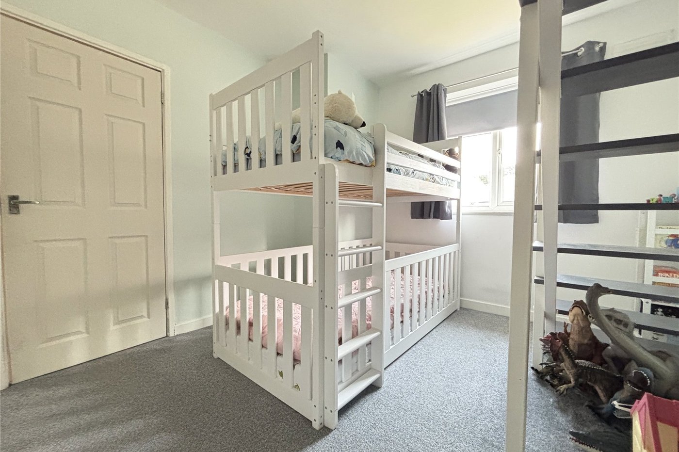 3 bedroom bungalow for sale in Davis Estate | Robinson Michael & Jackson