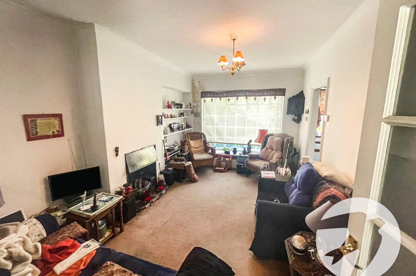 3 bedroom house for sale in London | Robinson Jackson