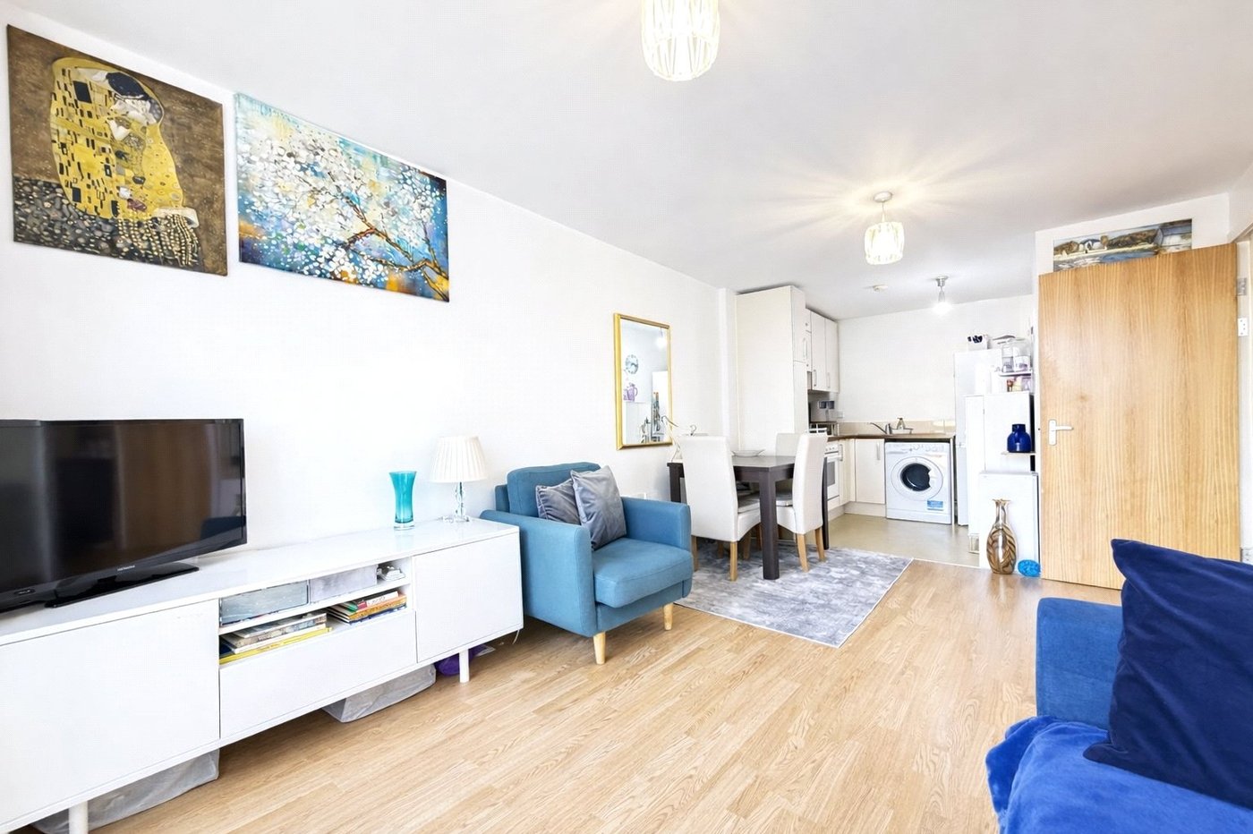 1 bedroom property for sale in London | Robinson Jackson