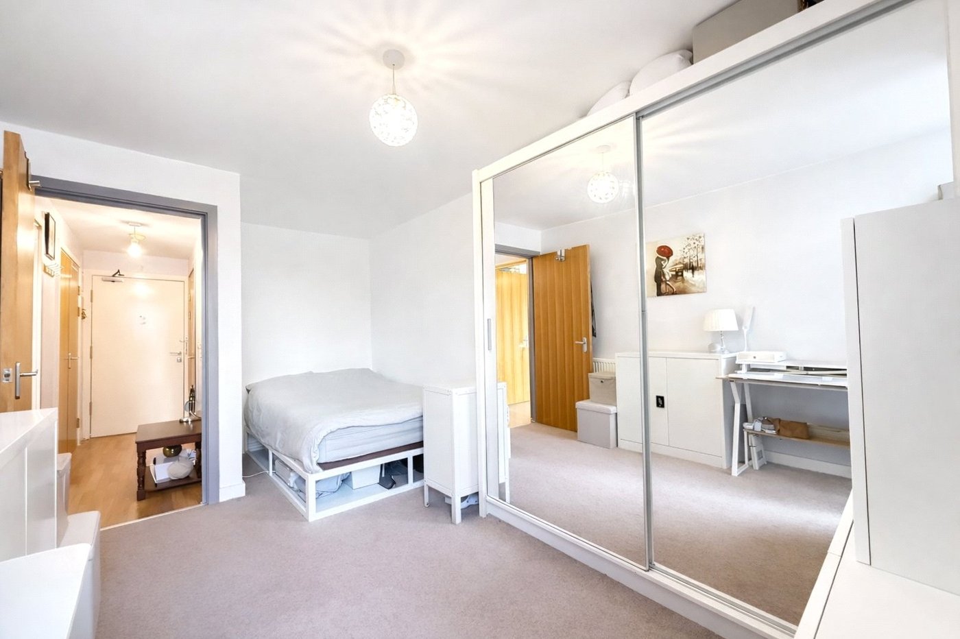 1 bedroom property for sale in London | Robinson Jackson