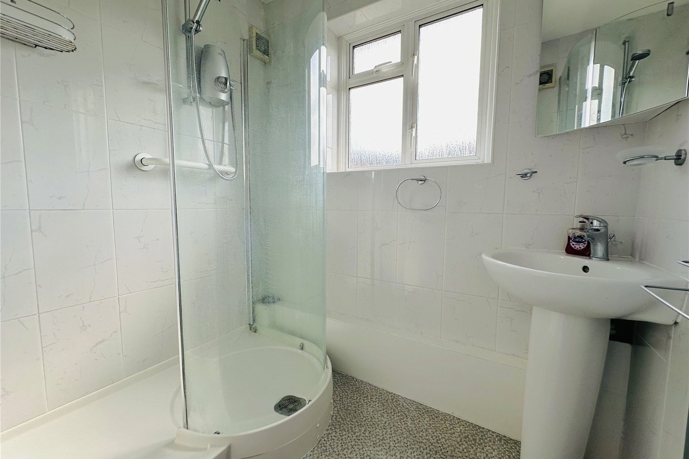 3 bedroom house for sale in London | Robinson Jackson