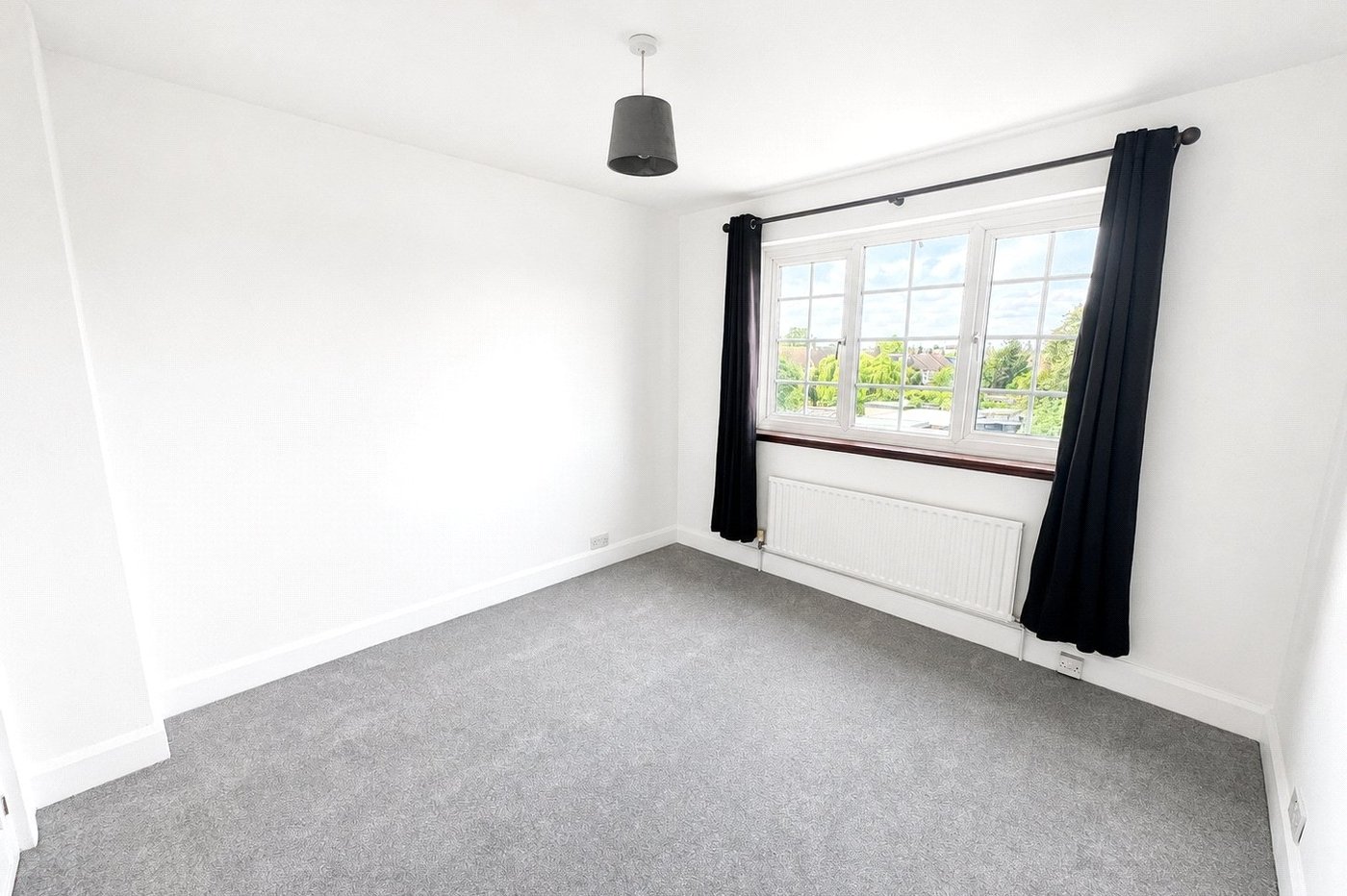 3 bedroom house for sale in London | Robinson Jackson