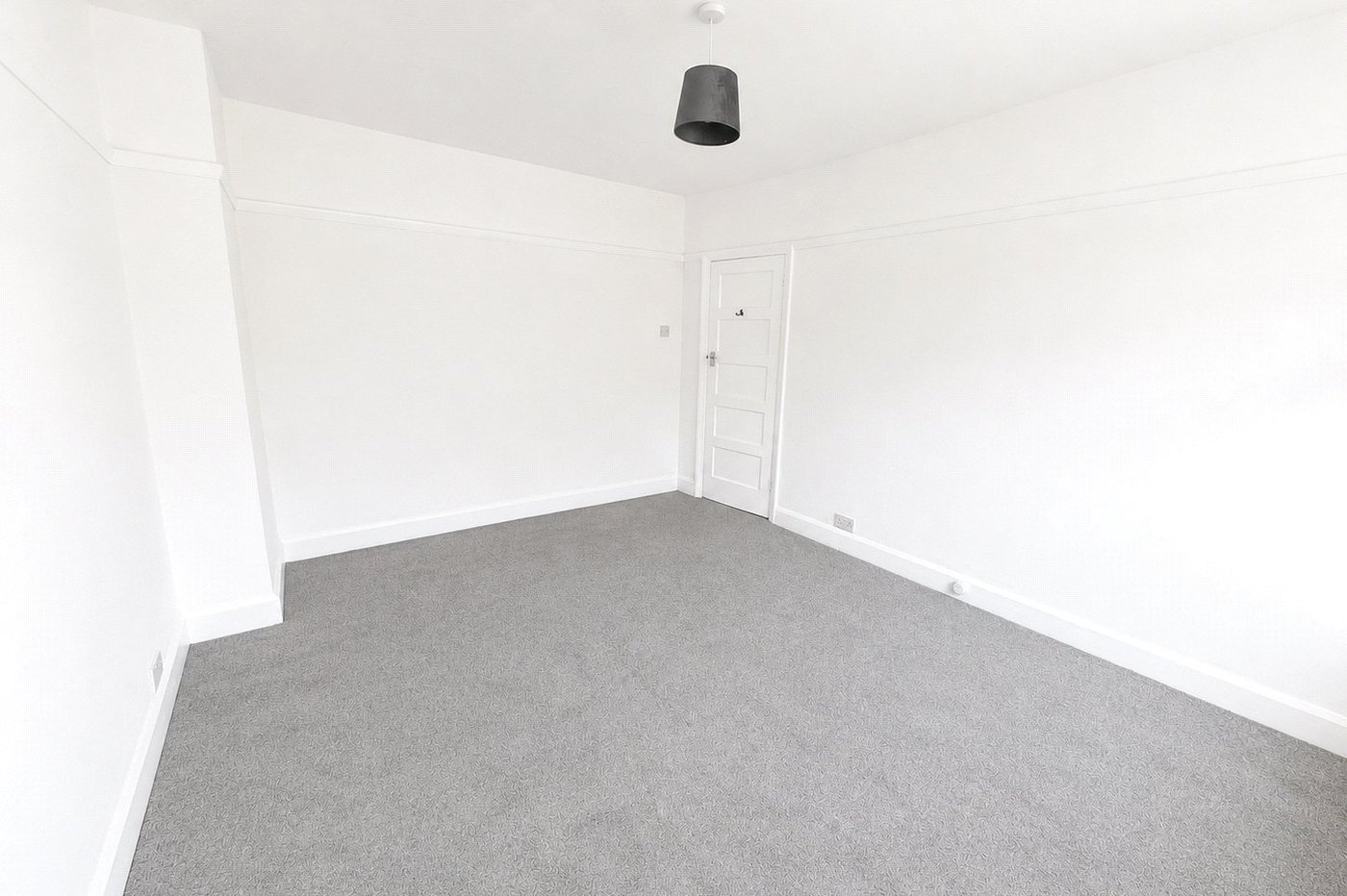 3 bedroom house for sale in London | Robinson Jackson
