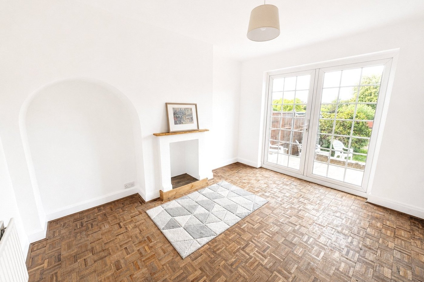 3 bedroom house for sale in London | Robinson Jackson