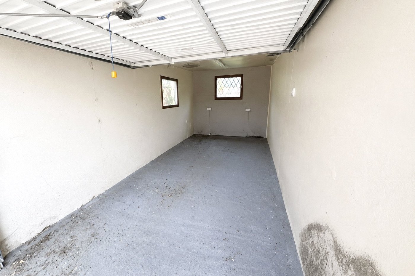 3 bedroom house for sale in London | Robinson Jackson