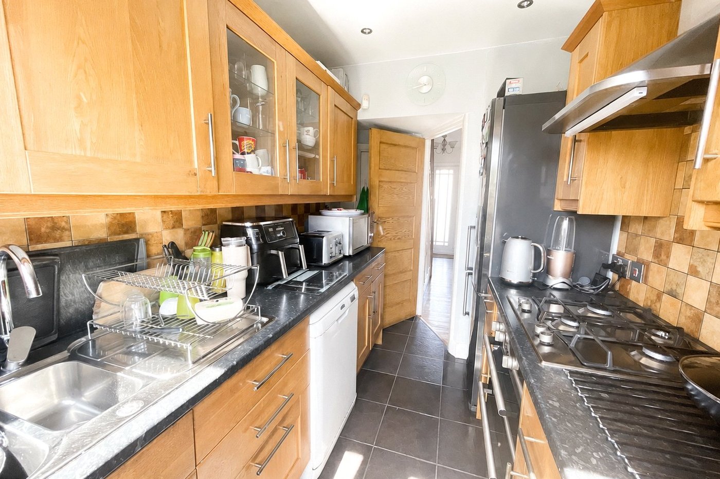 3 bedroom house for sale in London | Robinson Jackson
