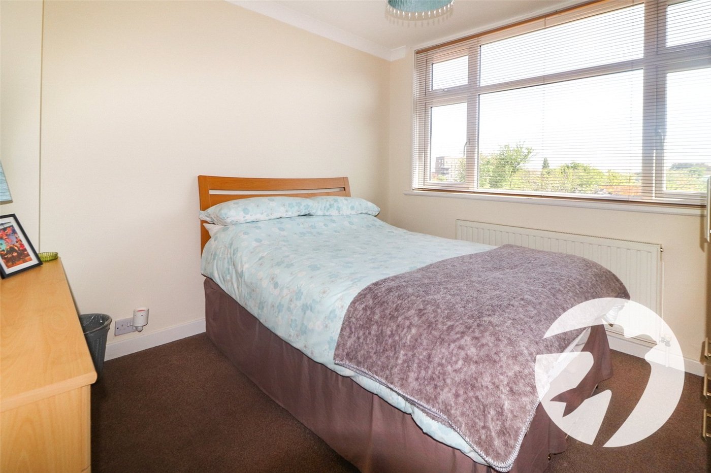 4 bedroom house for sale in Erith | Robinson Jackson