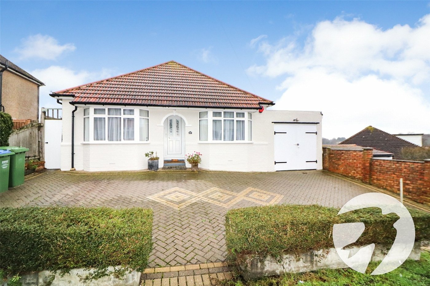2 bedroom bungalow for sale in Bexleyheath | Robinson Jackson