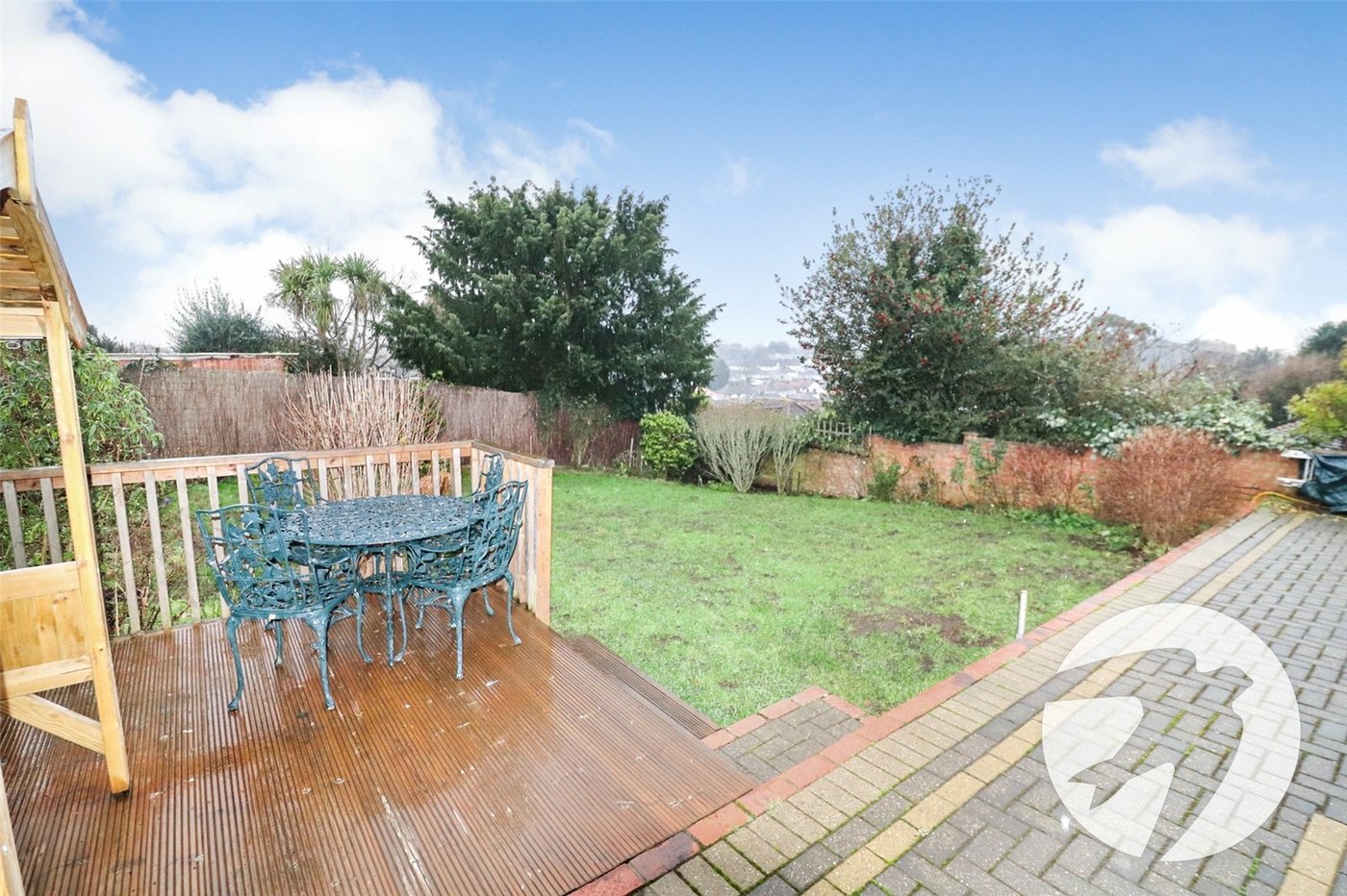 2 bedroom bungalow for sale in Bexleyheath | Robinson Jackson