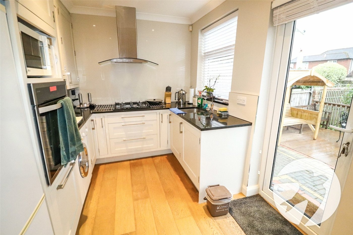 2 bedroom bungalow for sale in Bexleyheath | Robinson Jackson