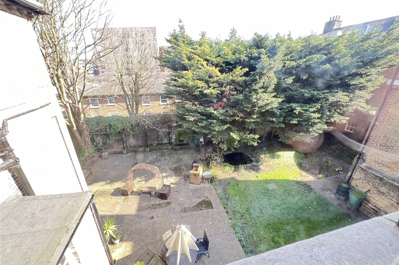 2 bedroom property for sale in Woolwich | Robinson Jackson