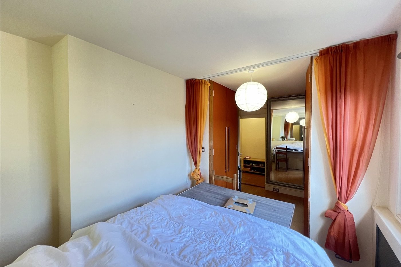 2 bedroom property for sale in Woolwich | Robinson Jackson