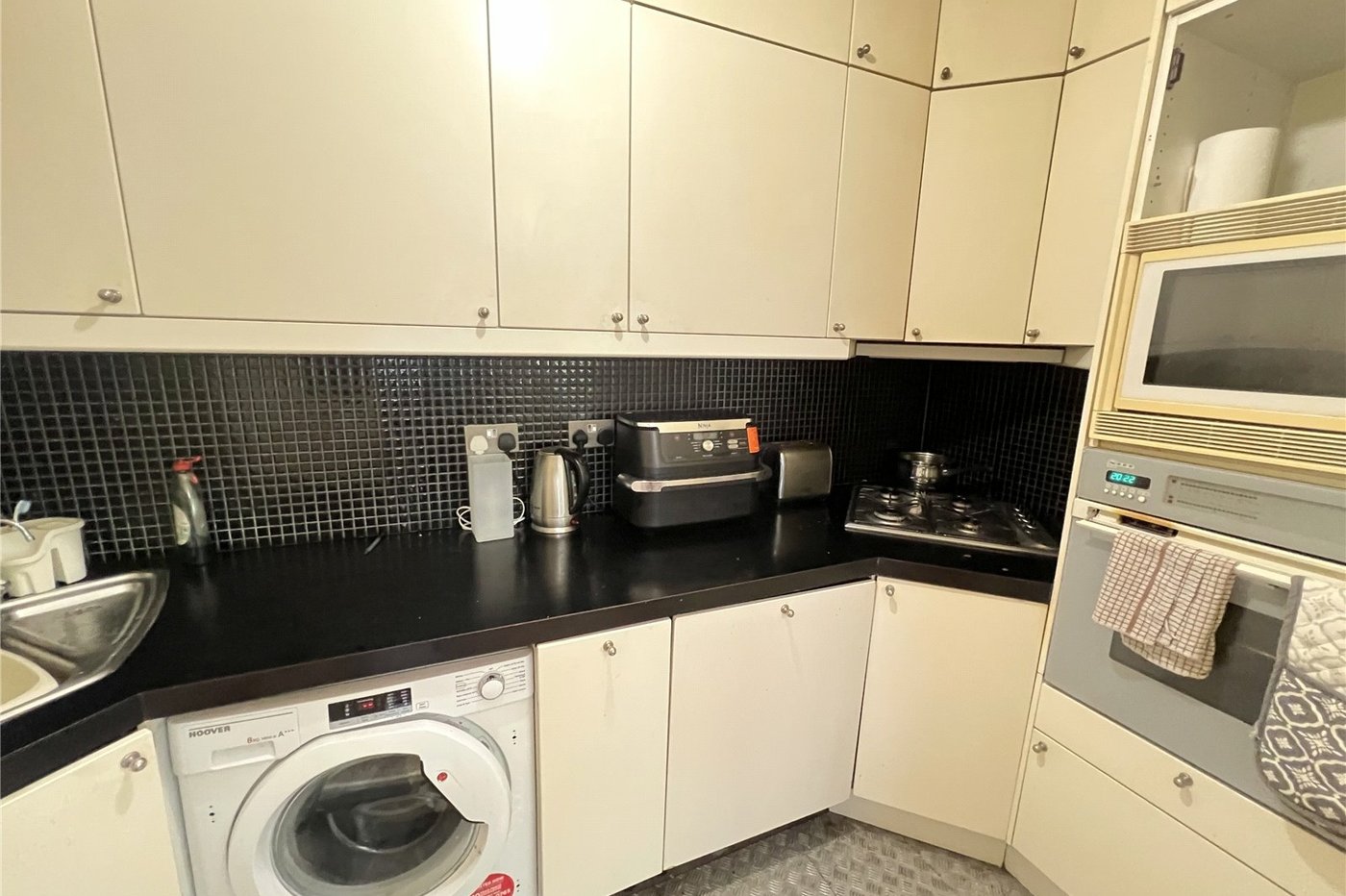 2 bedroom property for sale in Woolwich | Robinson Jackson