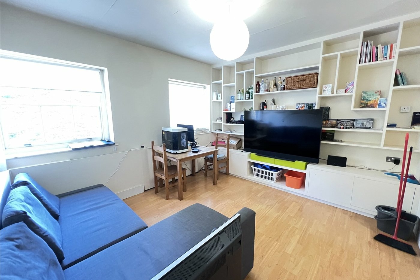 2 bedroom property for sale in Woolwich | Robinson Jackson