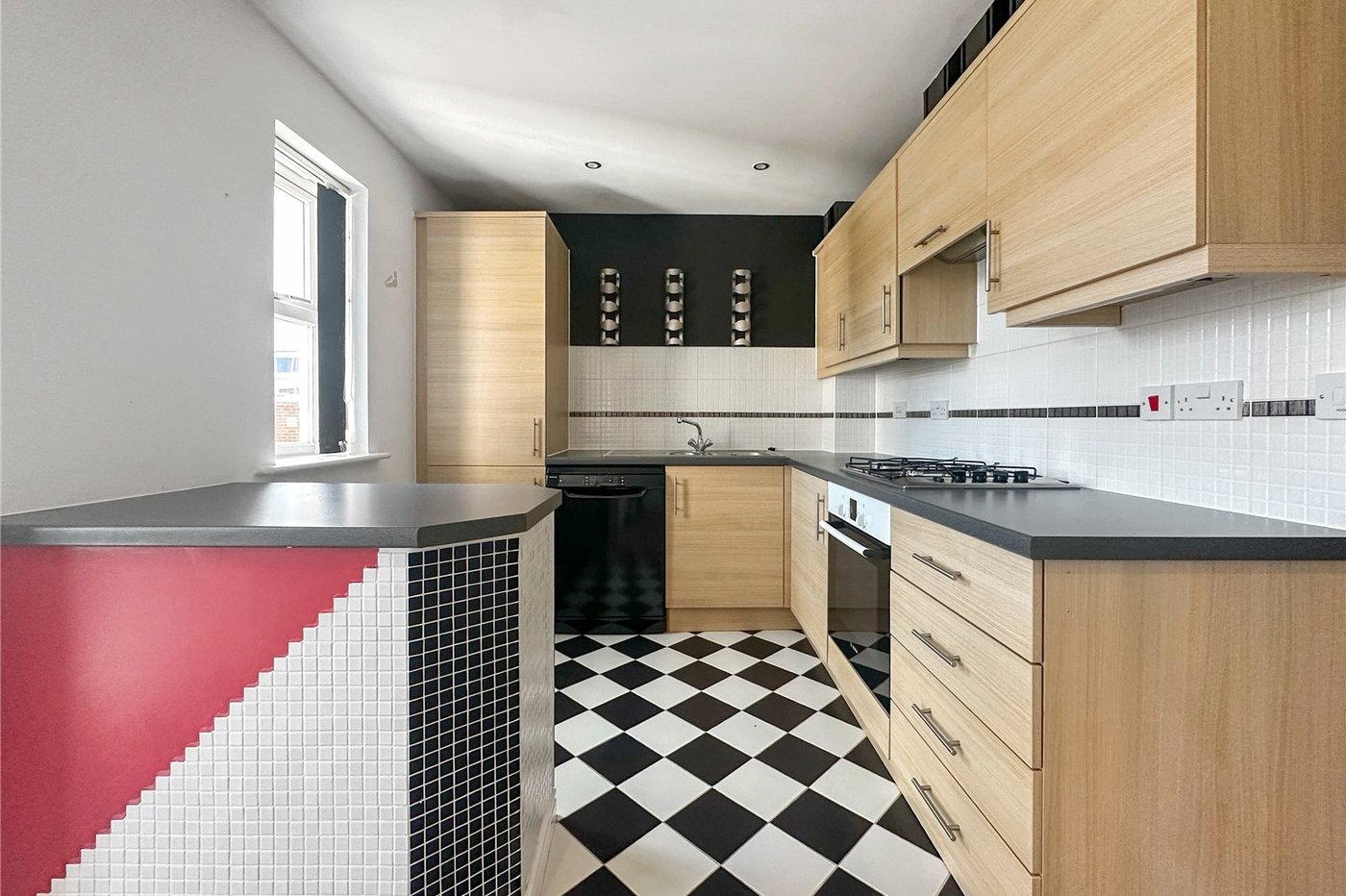 2 bedroom property for sale in Gillingham | Robinson Michael & Jackson