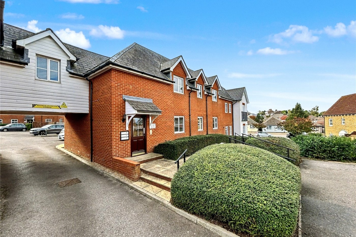 2 bedroom property for sale in Gillingham | Robinson Michael & Jackson