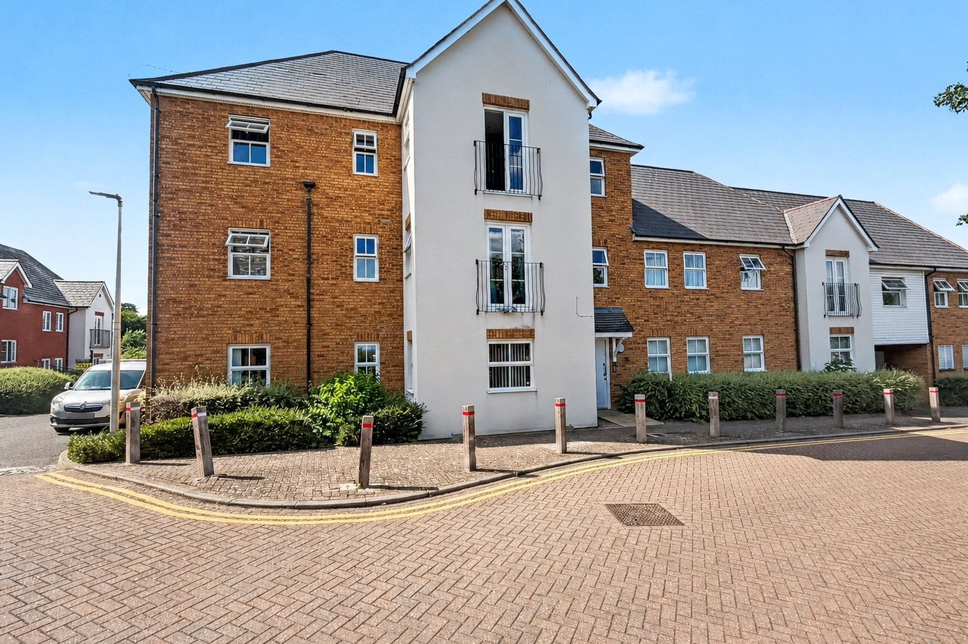 2 bedroom property for sale in Gillingham | Robinson Michael & Jackson