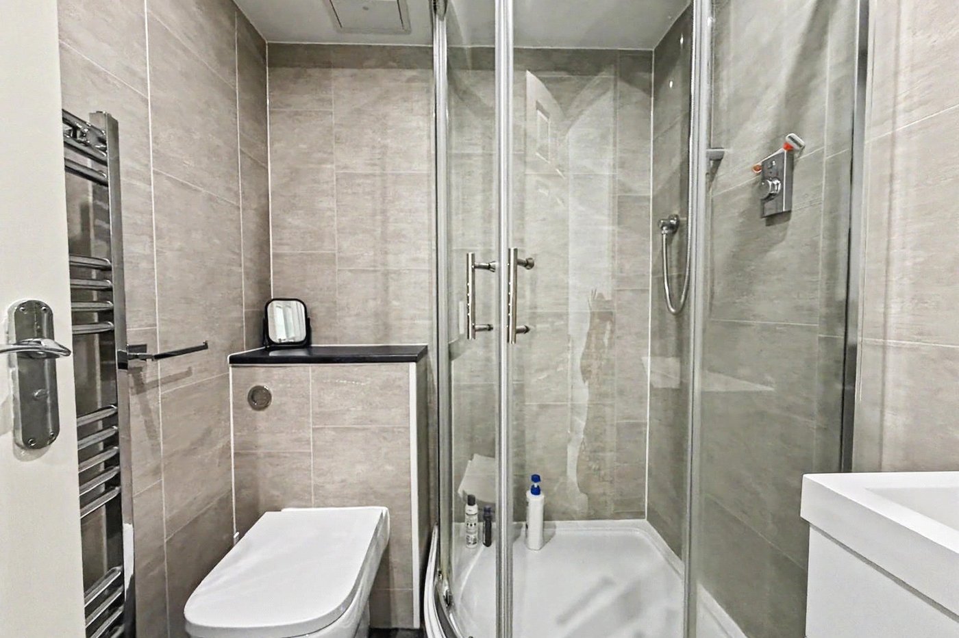 2 bedroom property for sale in Gillingham | Robinson Michael & Jackson