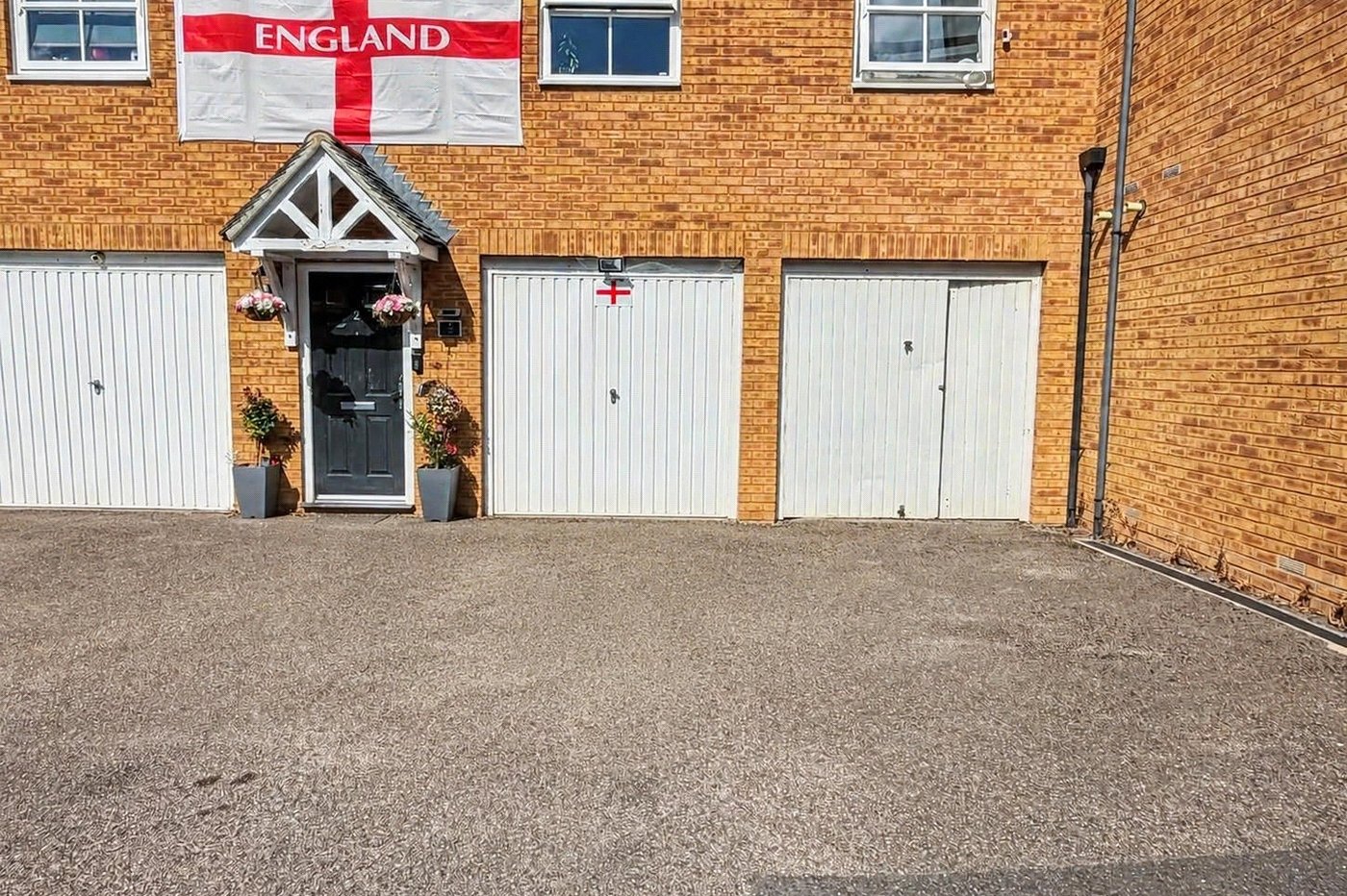 2 bedroom property for sale in Gillingham | Robinson Michael & Jackson