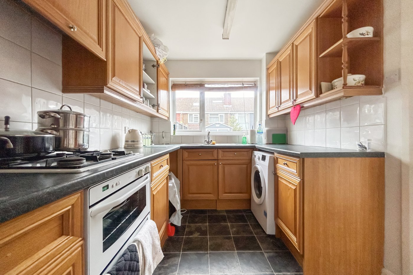 2 bedroom house for sale in Parkwood | Robinson Michael & Jackson