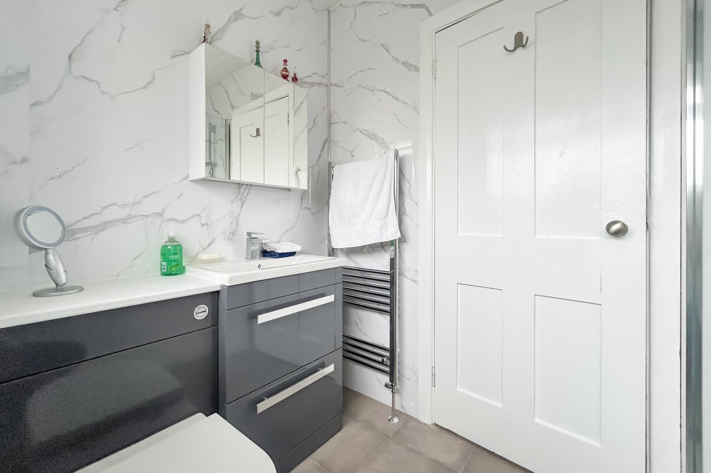 2 bedroom house for sale in Parkwood | Robinson Michael & Jackson