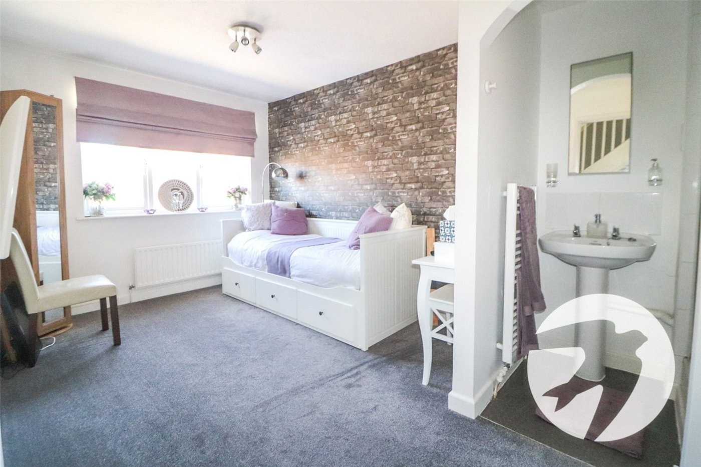 4 bedroom house for sale in Erith | Robinson Jackson