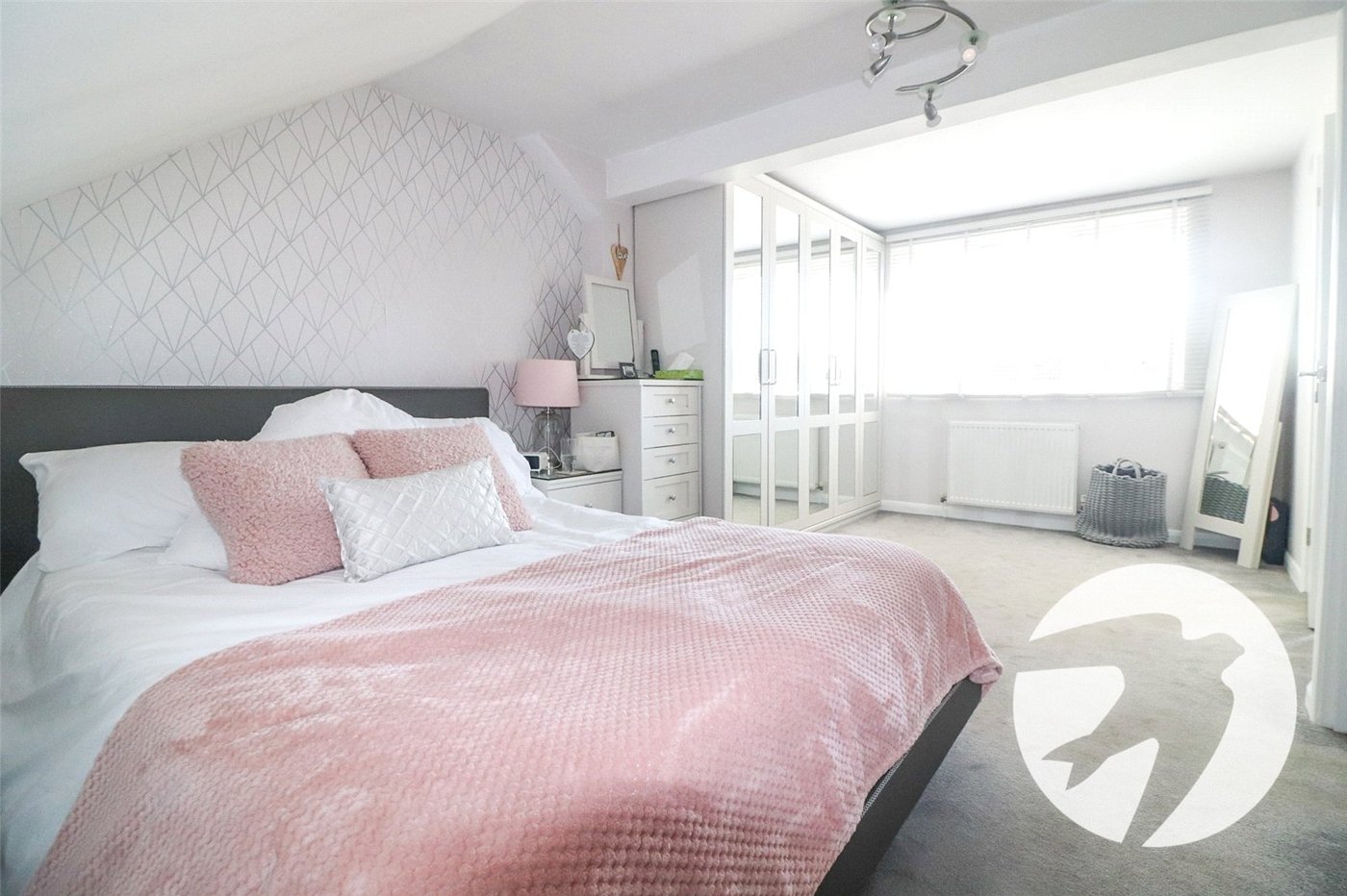 4 bedroom house for sale in Erith | Robinson Jackson