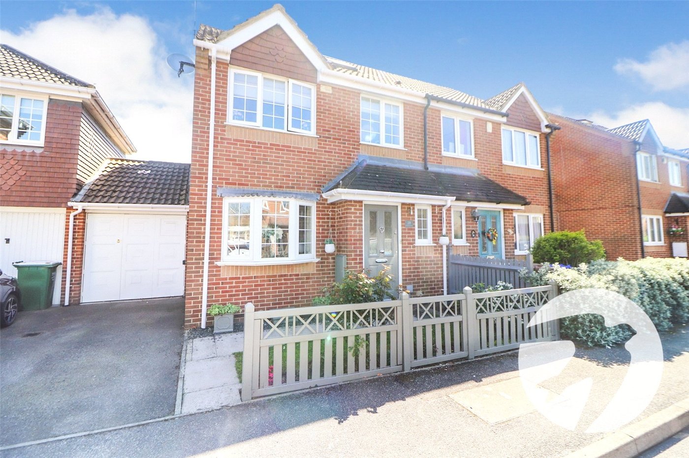 4 bedroom house for sale in Erith | Robinson Jackson