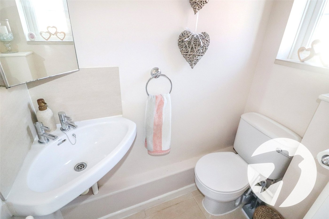4 bedroom house for sale in Erith | Robinson Jackson