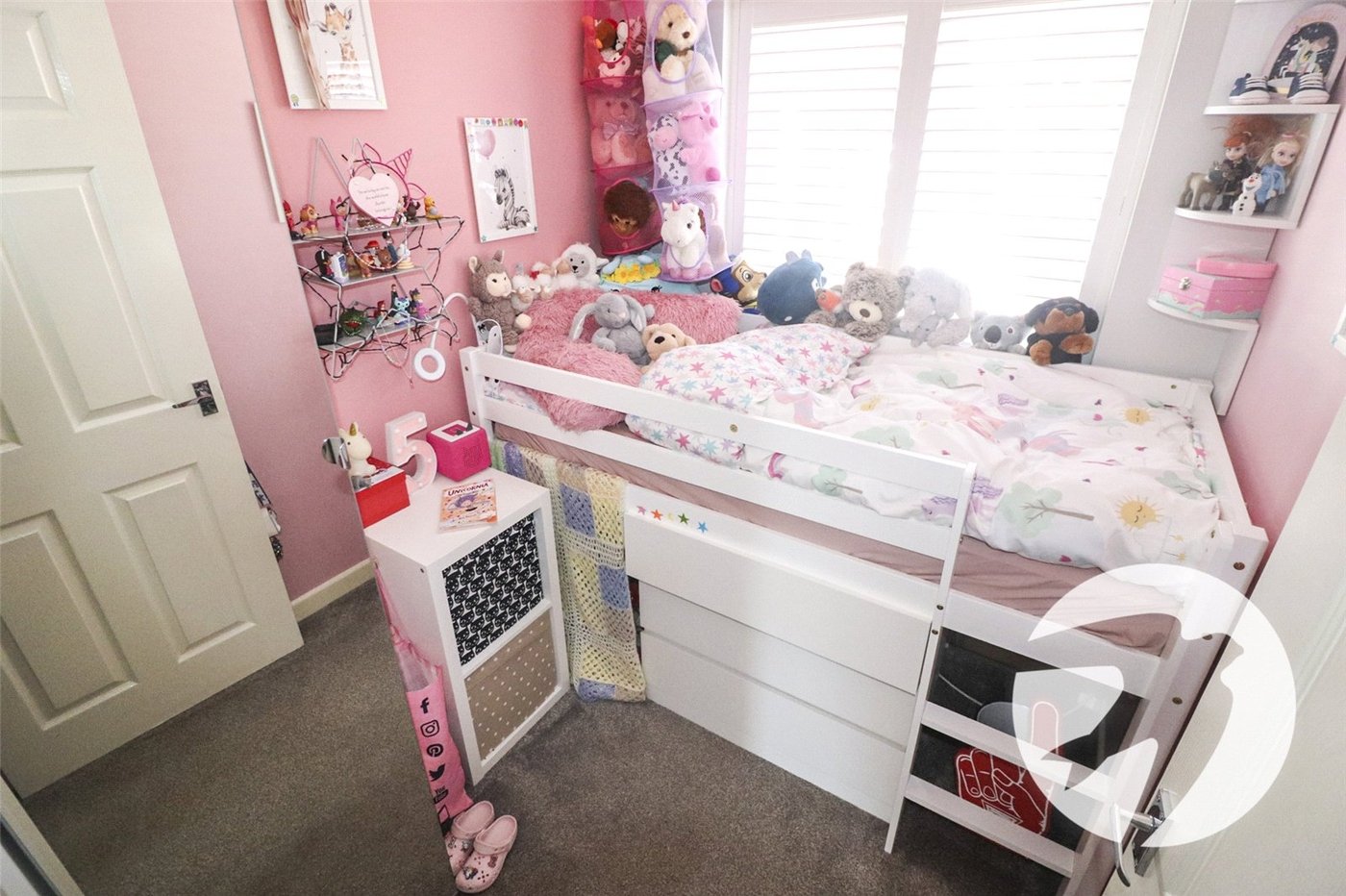 4 bedroom house for sale in Northumberland Heath | Robinson Jackson