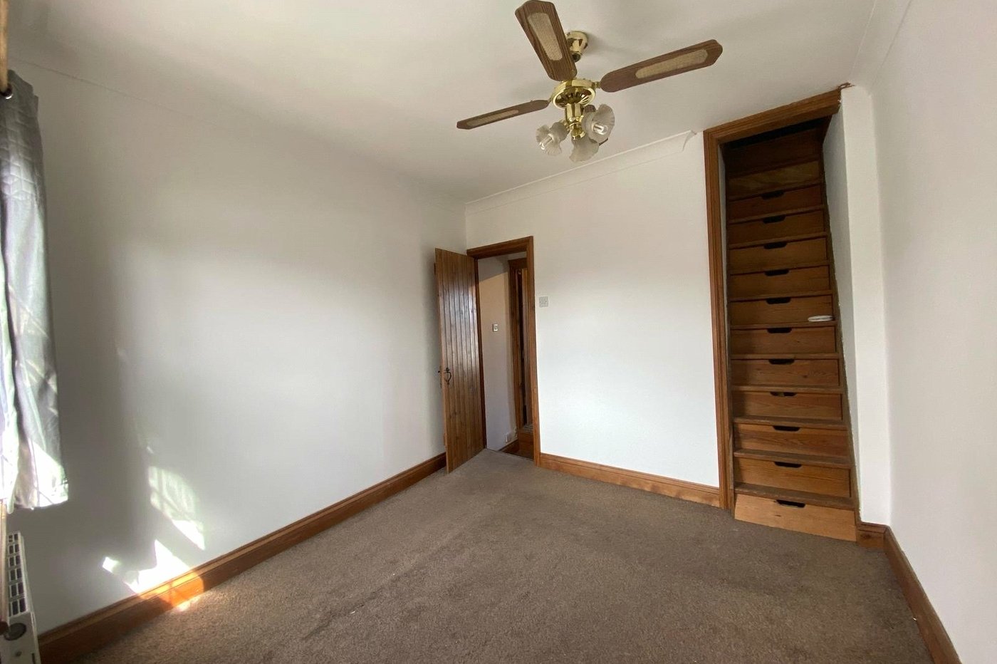 2 bedroom house for sale in Northfleet | Robinson Michael & Jackson