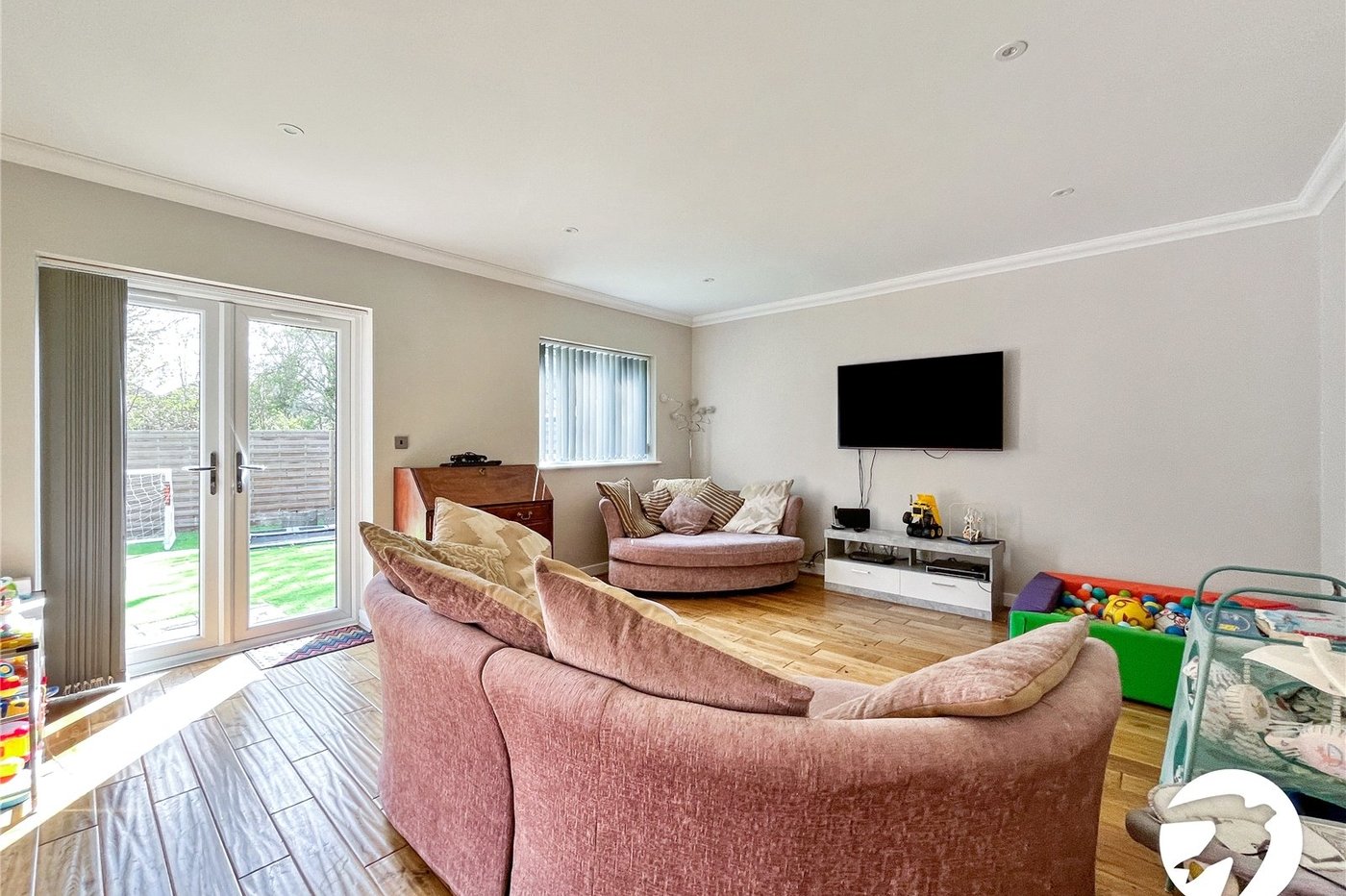 5 bedroom house for sale in Sittingbourne | Robinson Michael & Jackson