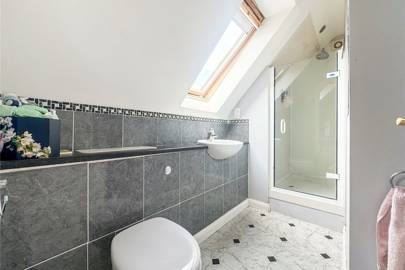 4 bedroom house for sale in Station Road | Robinson Michael & Jackson