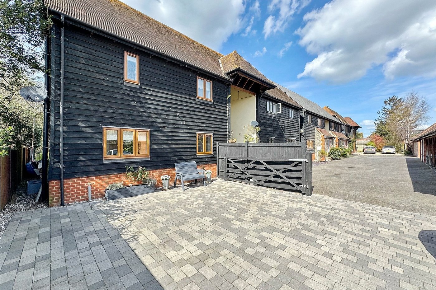 4 bedroom house for sale in Station Road | Robinson Michael & Jackson